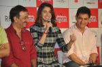 Anushka Sharma, Aamir Khan, Rajkumar Hirani at PK game launch in Reliance Digital, Mumbai on 12th Dec 2014  (168)_548c24d927a76.JPG