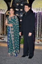 Madhuri Dixit at Riddhi Malhotra & Tejas Talwalkar_s wedding reception in J W Marriott, Mumbai on 15th Dec 2014 (154)_548febe1dd83a.JPG
