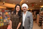 at the launch of Tamanna C_s debut book THE WAY AHEAD in Mumbai on 17th Dec 2014 (19)_549290fbe2c51.JPG