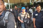 Aamir Khan snapped at airport in Mumbai on 20th Dec 2014 (35)_5496a2160e889.JPG
