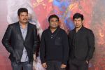Shankar, Chiyaan Vikram, A R Rahman at I movie trailor launch in PVR, Mumbai on 29th Dec 2014 (25)_54a278210c190.JPG