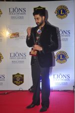 Abhishek Bachchan at the 21st Lions Gold Awards 2015 in Mumbai on 6th Jan 2015 (320)_54acf20e183c5.jpg