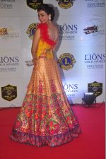 Daisy Shah at the 21st Lions Gold Awards 2015 in Mumbai on 6th Jan 2015 (620)_54acf2da61346.jpg