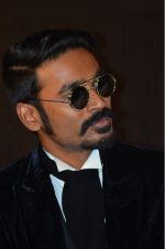 Dhanush at Shamitabh trailor launch in Mumbai on 6th Jan 2015 (300)_54acd8515bc8a.jpg