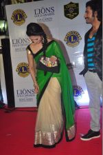 Divyanka Tripathi at the 21st Lions Gold Awards 2015 in Mumbai on 6th Jan 2015 (479)_54acf3a348603.jpg