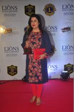 Farah Khan at the 21st Lions Gold Awards 2015 in Mumbai on 6th Jan 2015 (311)_54acf383bd8a3.jpg