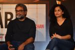 Gauri Shinde, R Balki at Shamitabh trailor launch in Mumbai on 6th Jan 2015 (392)_54acd772df2b9.jpg