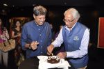 Kapil Dev_s Khshi NGO at SRK_s painting auction bash in Mumbai on 6th Jan 2015 (153)_54acd51f1b869.jpg