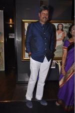 Kapil Dev_s Khshi NGO at SRK_s painting auction bash in Mumbai on 6th Jan 2015 (79)_54acd4df0b50e.jpg