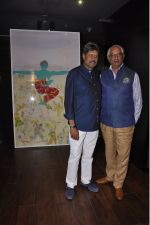 Kapil Dev_s Khshi NGO at SRK_s painting auction bash in Mumbai on 6th Jan 2015 (99)_54acd4f686bc8.jpg