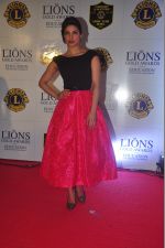 Priyanka Chopra at the 21st Lions Gold Awards 2015 in Mumbai on 6th Jan 2015 (535)_54acf5731720a.jpg