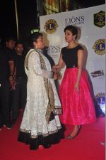 Priyanka Chopra at the 21st Lions Gold Awards 2015 in Mumbai on 6th Jan 2015 (550)_54acf57f9b8bf.jpg