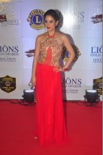 at the 21st Lions Gold Awards 2015 in Mumbai on 6th Jan 2015 (101)_54acf2a57b889.jpg