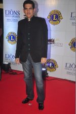 at the 21st Lions Gold Awards 2015 in Mumbai on 6th Jan 2015 (90)_54acf29ceced6.jpg