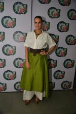 Neha Dhupia spark a debate at Ariel - Is laundry only a woman_s job on 8th Jan 2015 (12)_54af812962349.JPG