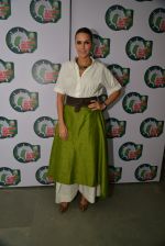 Neha Dhupia spark a debate at Ariel - Is laundry only a woman_s job on 8th Jan 2015 (23)_54af81332b796.JPG