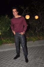 Sonu Sood at Farah Khan_s birthday bash at her house in Andheri on 8th Jan 2015 (264)_54afbe6a1e58d.JPG