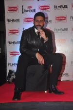 Abhishek Bachchan announces filmfare awards in Leela Hotel, Mumbai on 12th Jan 2015 (45)_54b4bf878f7d4.JPG