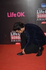 Raj Kumar Yadav at Life Ok Screen Awards red carpet in Mumbai on 14th Jan 2015(388)_54b7ed0ab7e06.JPG