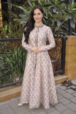 Elli Avram at the festive collection launch at the Hue store on 20th Jan 2015 (120)_54bf53f5d8df6.JPG