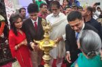 Amitabh Bachchan, Jaya Bachchan launch cataract new eye centre in Juhu, Mumbai on 21st Jan 2015 (7)_54c09bdb622a3.JPG