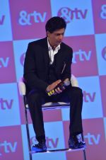 Shah Rukh Khan at the launch of new Hindi entertainment channel &TV in Filmcity, Mumbai on 21st Jan 2015 (33)_54c09d357bcf9.JPG