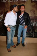 Ajaz Khan, Pulkit Samrat at the Premiere of Khamoshiyaan in Mumbai on 29th Jan 2015 (114)_54cb3fc5981c6.jpg