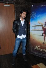 Ayushmann Khurrana at the Premiere of Hawaizaada in Mumbai on 29th Jan 2015 (391)_54cb4120884a2.jpg