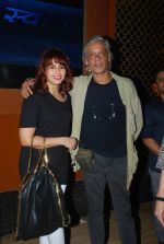 Sudhir Mishra, Huma Qureshi at the Premiere of Hawaizaada in Mumbai on 29th Jan 2015 (250)_54cb43f6bf51e.jpg