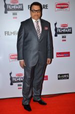 Ramesh Taurani graces the red carpet at the 60th Britannia Filmfare Awards_54cf5d1891867.JPG