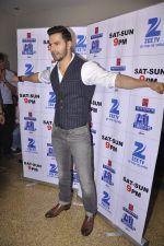 Varun Dhawan promotes Badlapur on the sets of Lil Champs in Famous on 3rd Feb 2015 (9)_54d1cc5d178d7.JPG