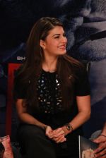 Jacqueline Fernandez promote Roy on 9th Feb 2015 (12)_54d9ac3226f4b.jpg