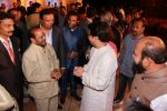 Raj Thackeray at Designer Manali Jagtap_s Wedding Reception in Mumbai on 11th Feb 2015 (67)_54dc637700a36.jpg