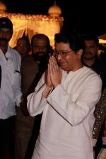 Raj Thackeray at Designer Manali Jagtap_s Wedding Reception in Mumbai on 11th Feb 2015 (97)_54dc639a1eed6.jpg