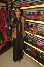 Karisma Kapoor at the launch of designer Anjali Jani_s flagship store in Mumbai on 15th Feb 2015 (50)_54e1a84aa1573.JPG
