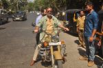 Nana patekar on his bike to promote Ab Tak Chhapan 2 in Andheri, Mumbai on 18th Feb 2015 (22)_54e5a10f66757.JPG