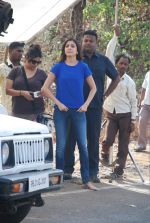 Anushka Sharma on the sets of life ok in Filmcity, Mumbai on 20th Feb 2015 (45)_54e88c6a5d069.jpg