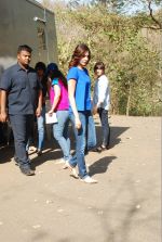 Anushka Sharma on the sets of life ok in Filmcity, Mumbai on 20th Feb 2015 (5)_54e88bd5e1ded.jpg