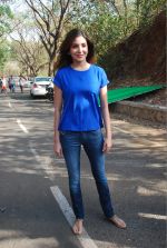 Anushka Sharma on the sets of life ok in Filmcity, Mumbai on 20th Feb 2015 (78)_54e88ced1422e.jpg