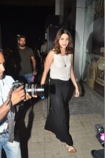 Anushka Sharma snapped in bandra on 20th Feb 2015 (49)_54e89a5720aba.jpg