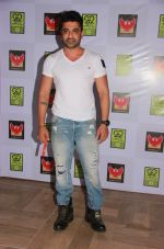 Eijaz Khan at Vinofest launch in Phoneix Market City, Kulra on 21st Feb 2015 (86)_54e9e06180e20.jpg