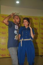 Anushka Sharma and Neil Bhoopalam at Radio Mirchi studio for promotion of NH10 (3)_54ed70d71607b.jpg