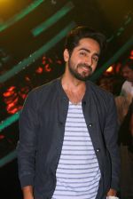 Ayushmann Khurrana on the sets of Lil Champs in Famous on 24th Feb 2015 (34)_54ed718826d50.JPG