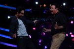 Ayushmann Khurrana, Anu Malik on the sets of Lil Champs in Famous on 24th Feb 2015 (51)_54ed71578997d.JPG