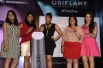 Huma Qureshi Unveils new Oriflame Matte Lipstick in Mumbai on 26th Feb 2015 (39)_54f06a29b0322.JPG