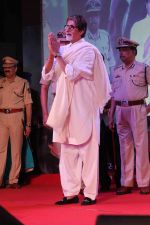 Amitabh Bachchan launches road safety awareness campaign by Thane traffic police on 28th Feb 2015 (3)_54f2f9beef593.JPG
