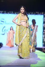  at Shaina NC-Manish Malhotra Pidilite Show for CPAA on 1st March 2015 (181)_54f462a113542.JPG