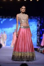 Model at Shaina NC-Manish Malhotra Pidilite Show for CPAA on 1st March 2015 (600)_54f45ed8a5204.JPG