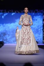Model at Shaina NC-Manish Malhotra Pidilite Show for CPAA on 1st March 2015 (620)_54f45ef9d8380.JPG