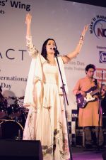 Sona Mohapatra performs for Womens Day 2015 in Mumbai on 4th March 2015 (9)_54fb0168d2b18.jpg